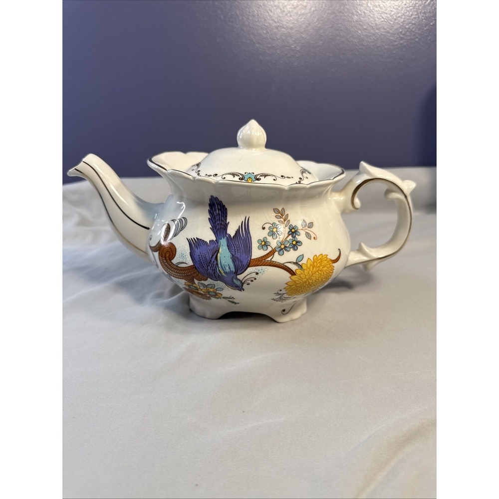 Vintage Price Kensington Teapot #4066 Made In England Pek Elegant Blue Bird